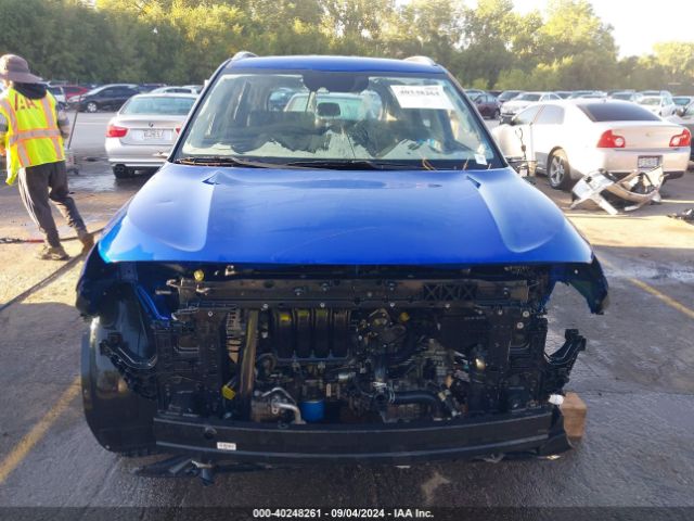 KNDEU2AA3M7172176 KIA SELTOS S