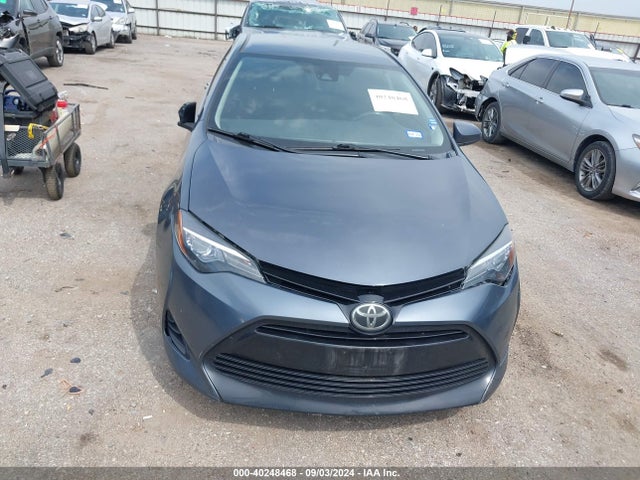 Toyota COROLLA LE 2018 5YFBURHE1JP753402 Image 12