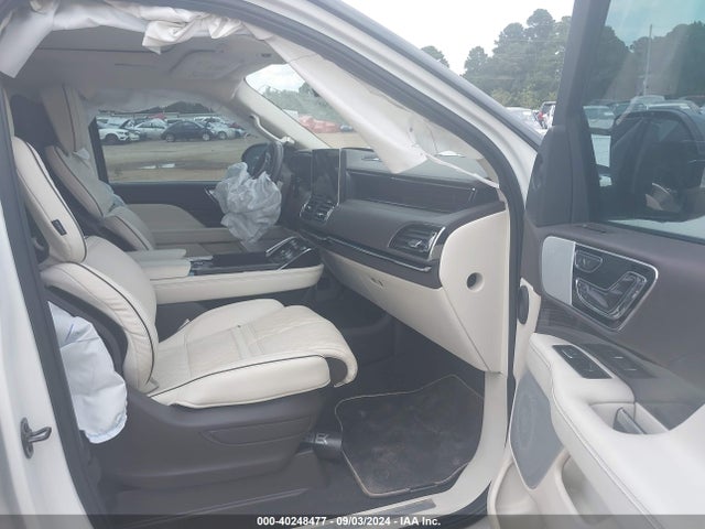 5LMJJ2TG7REL10726 Lincoln Navigator Black Label