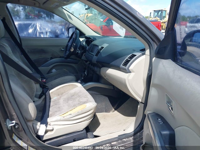 2011 MITSUBISHI OUTLANDER JA4AS3AW2BU027564 Photo 4