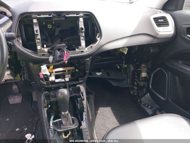 3C4NJCBB8LT133888 Jeep Compass Latitude Fwd