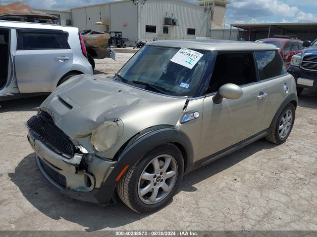 2009 MINI COOPER S WMWMF73579TW83534 Photo 1