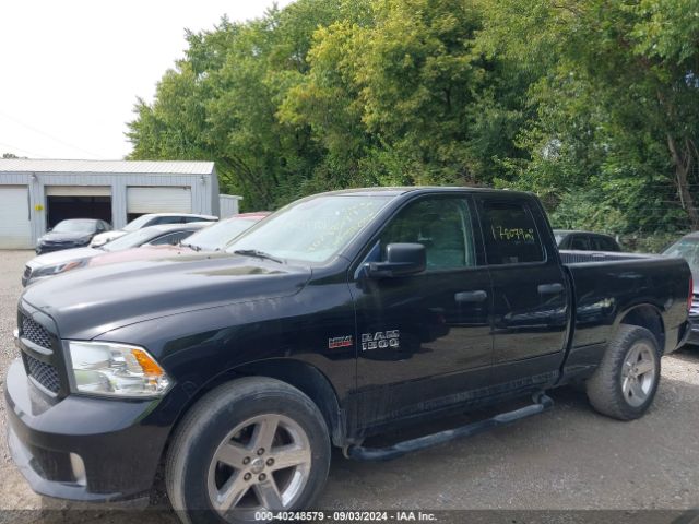 1C6RR7FT7HS633206 RAM 1500 Express Quad Cab 4x4 6'4 Box