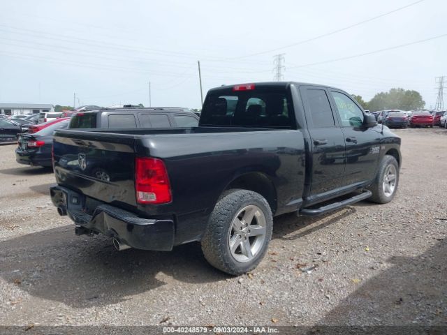 1C6RR7FT7HS633206 RAM 1500 Express Quad Cab 4x4 6'4 Box