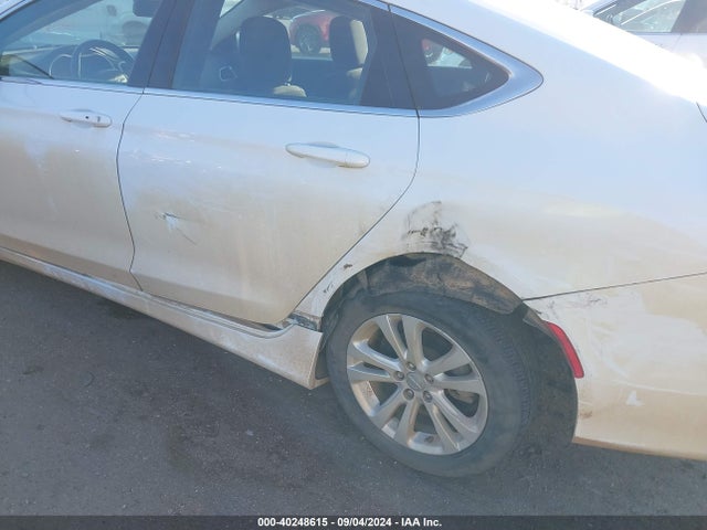 1C3CCCAB7FN720160 Chrysler 2015