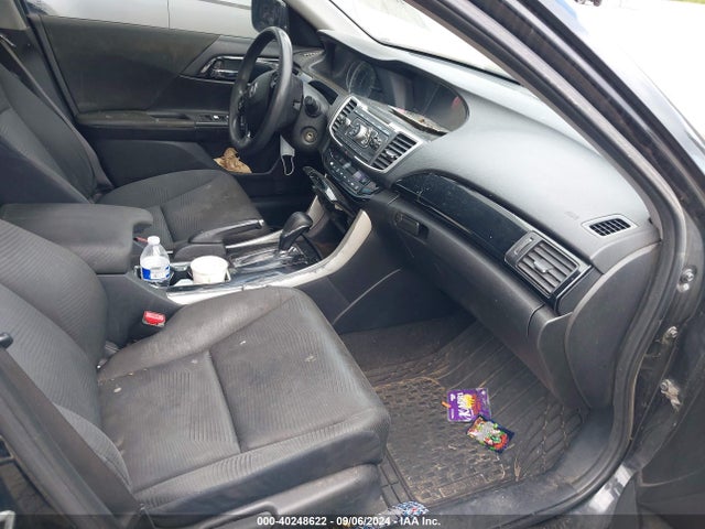 Honda ACCORD LX 2017 1HGCR2F32HA258723 Image 5