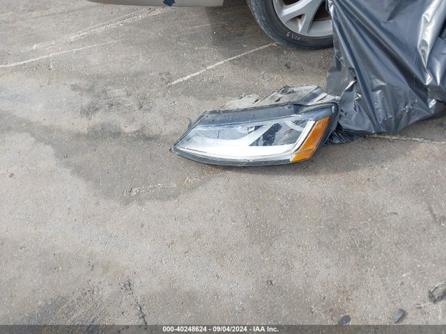 3VW2B7AJ8HM375689 Volkswagen Jetta 1.4t S