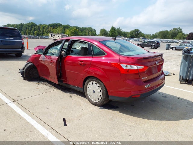 Ford FOCUS SE 2014 1FADP3F2XEL183040 Image 3
