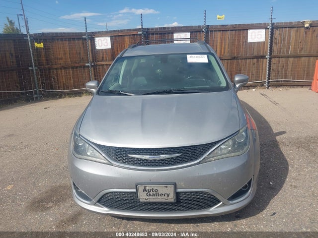 Chrysler Pacifica Touring-l 2017 2C4RC1BG2HR539400 Image 12
