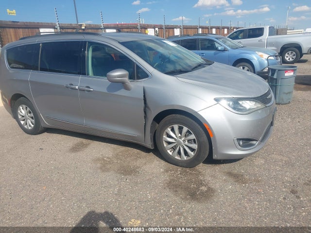 Chrysler Pacifica Touring-l 2017 2C4RC1BG2HR539400 Image 6