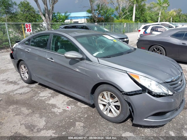 Hyundai SONATA GLS 2014 5NPEB4AC6EH943004 Image 1