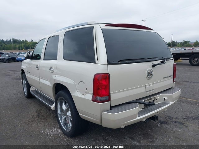 2004 CADILLAC ESCALADE 1GYEK63N84R118772 Photo 2