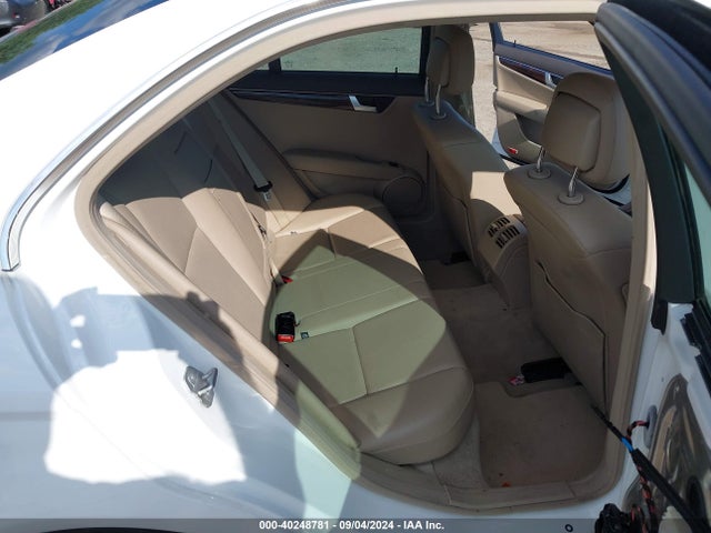 WDDGF8AB7ER311655 Mercedes-Benz C 300 Luxury 4matic/sport 4matic