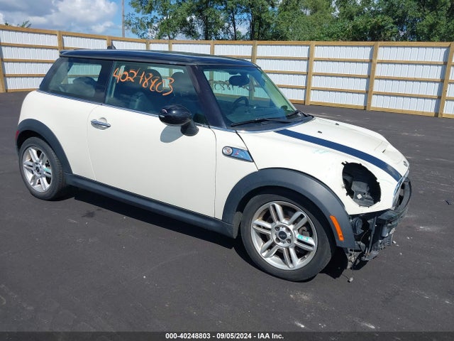 2011 MINI COOPER S WMWSV3C50BTY12478 Photo 0