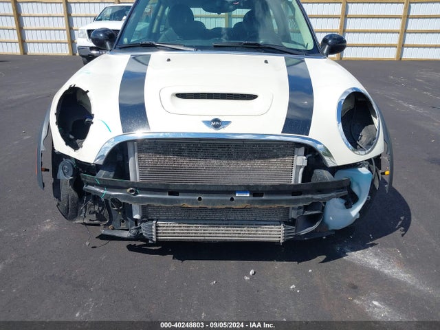 2011 MINI COOPER S WMWSV3C50BTY12478 Photo 5