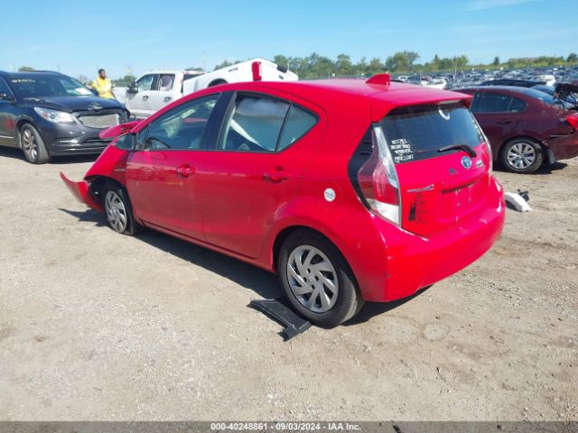 JTDKDTB38F1105104 Toyota Prius C One