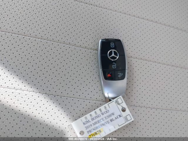 WDDZF4JB3KA561437 Mercedes-Benz E 300