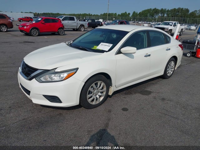 Nissan Altima 2.5 S 2017 1N4AL3AP3HC256190 Image 2