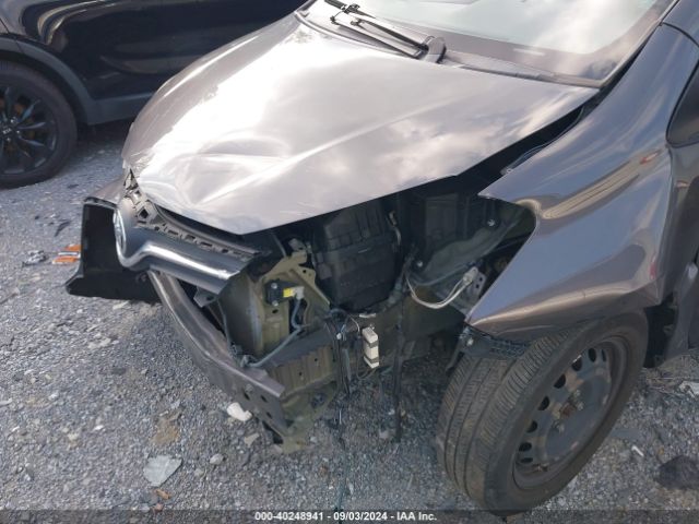 VNKKTUD35HA075611 Toyota YARIS L