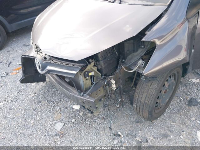 VNKKTUD35HA075611 Toyota YARIS L
