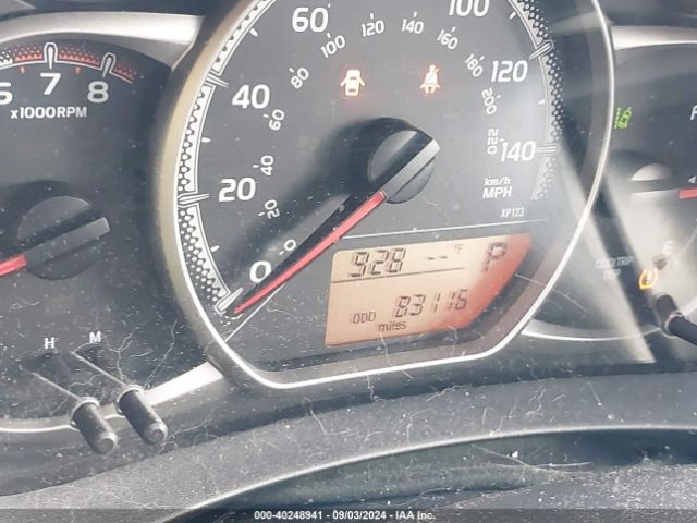 VNKKTUD35HA075611 Toyota YARIS L