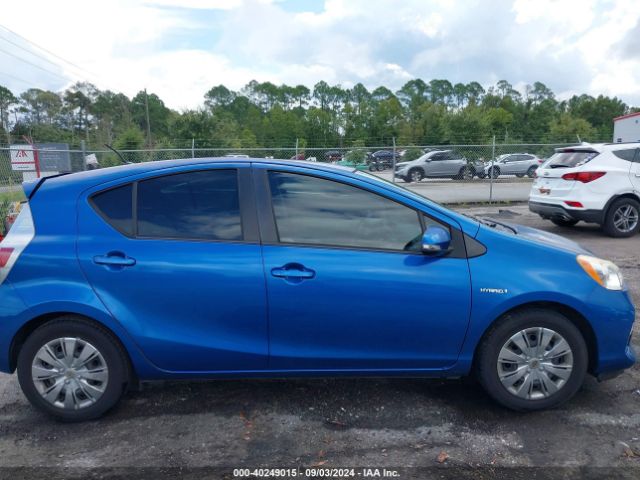 JTDKDTB34E1074237 Toyota Prius C One
