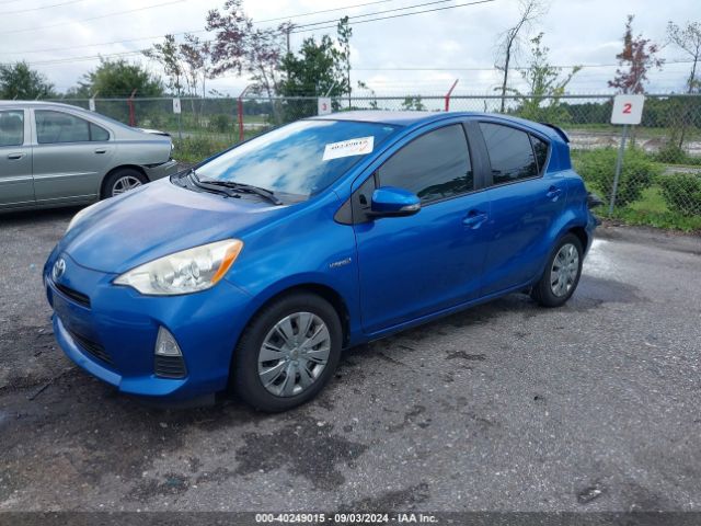JTDKDTB34E1074237 Toyota Prius C One