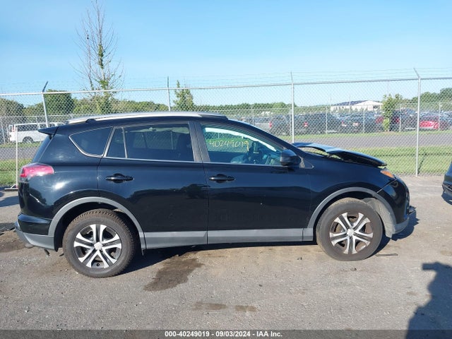Toyota RAV4 LE 2016 2T3BFREV6GW521715 Image 13