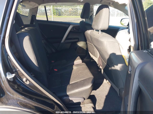 Toyota RAV4 LE 2016 2T3BFREV6GW521715 Image 8