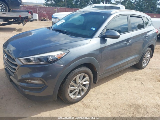 Hyundai TUCSON SE 2016 KM8J33A41GU243040 Image 2