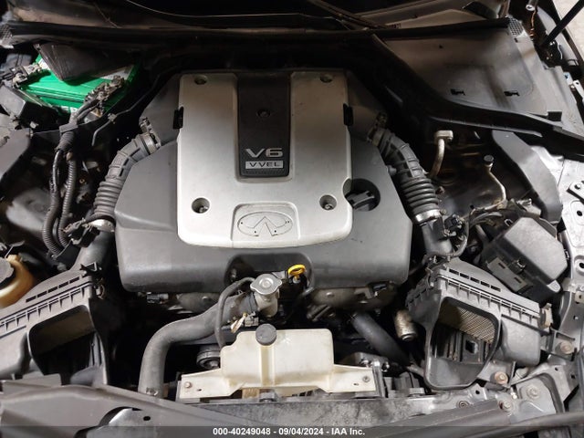 40249048 :رقم المزاد ، JN1BV7AR5FM396107 vin ، 2015 Infiniti Q50 Premium مزاد بيع