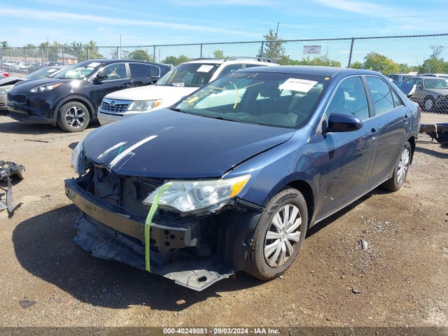 Toyota CAMRY LE 2014 4T1BF1FK7EU868093 Image 2