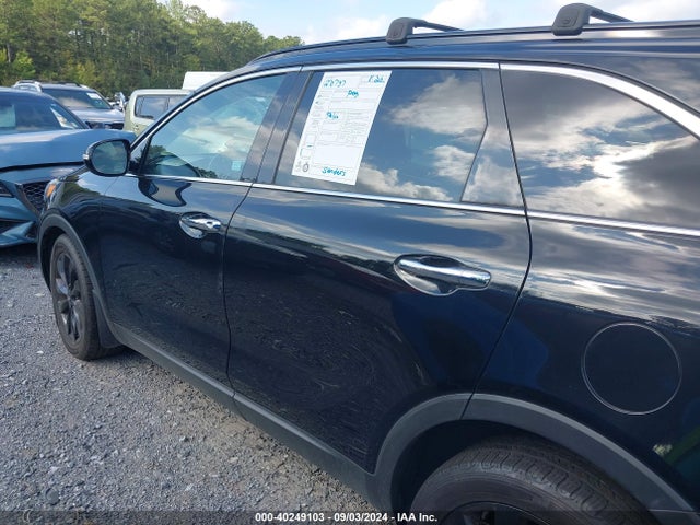 KIA Sorento 3.3l S 2019 5XYPG4A59KG605577 Image 14