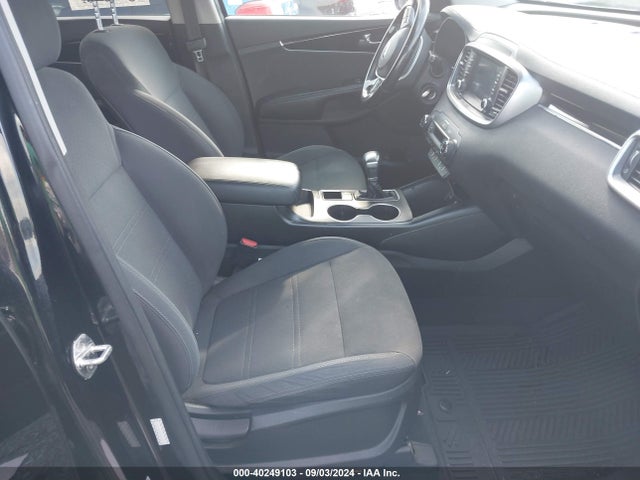 KIA Sorento 3.3l S 2019 5XYPG4A59KG605577 Image 5