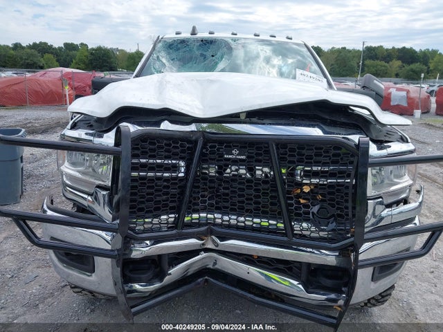 3C6UR5DL2PG512445 RAM 2500 Big Horn  4x4 6'4 Box