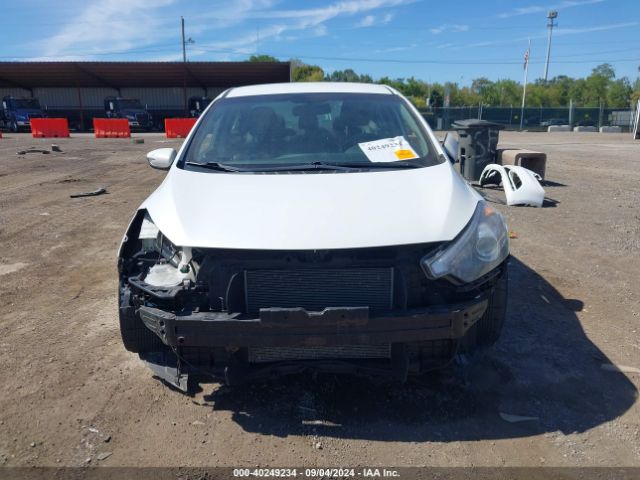 KNAFX4A8XF5373170 KIA FORTE EX
