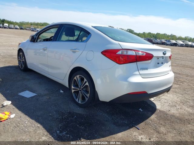 KNAFX4A8XF5373170 KIA FORTE EX