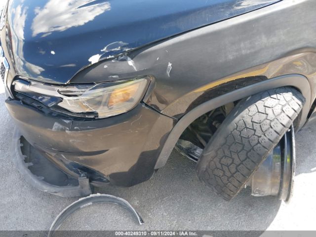 1C4PJLLB8KD301430 Jeep Cherokee Latitude Plus Fwd