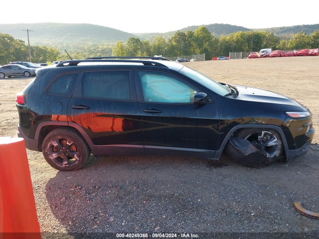 1C4PJLCX6JD524527 Jeep Cherokee Latitude Fwd