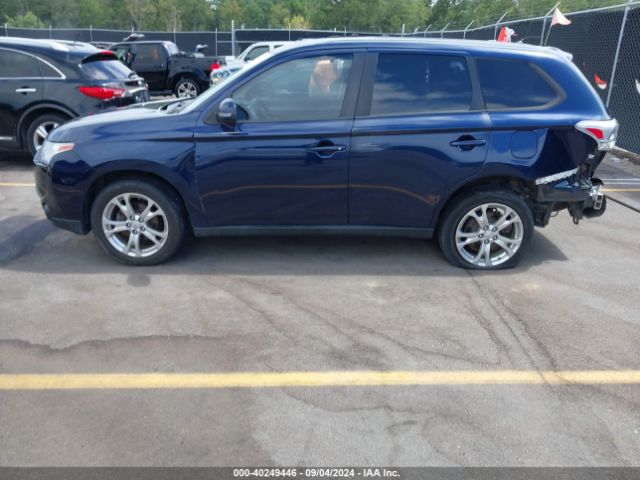 JA4AD3A36EZ011231 Mitsubishi Outlander Se