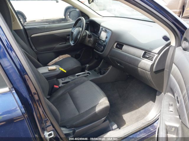 JA4AD3A36EZ011231 Mitsubishi Outlander Se