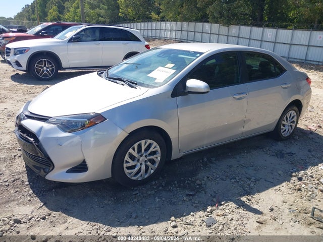 Toyota COROLLA LE 2019 5YFBURHE4KP947939 Image 2