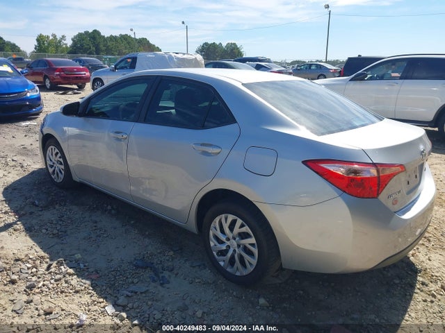 Toyota COROLLA LE 2019 5YFBURHE4KP947939 Image 3