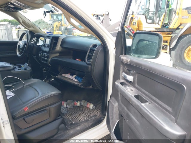 RAM 2500 Tradesman  4x2 8' Box 2019 3C6UR4HJ7KG603836 Image 5
