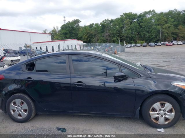 3KPFK4A75HE025874 KIA FORTE LX