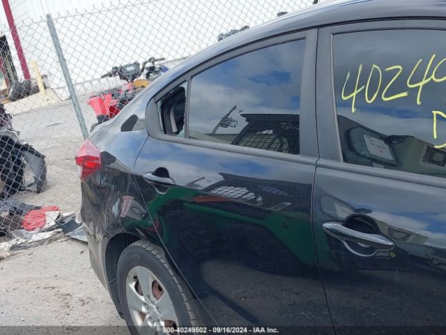 3KPFK4A75HE025874 KIA FORTE LX