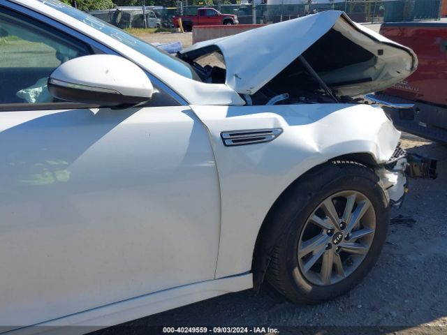 5XXGT4L33KG300166 KIA Optima Lx