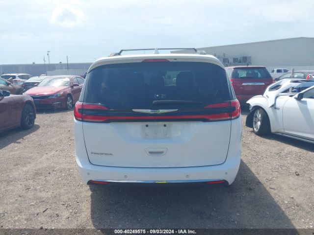 2C4RC1BG7NR138999 Chrysler Pacifica Touring L