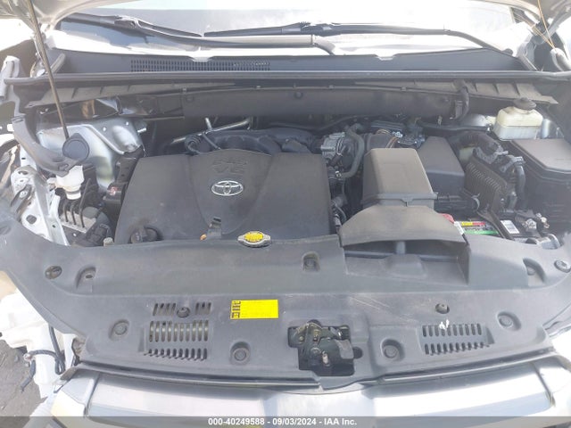 Toyota Highlander Xle 2017 5TDKZRFH0HS521762 Image 10