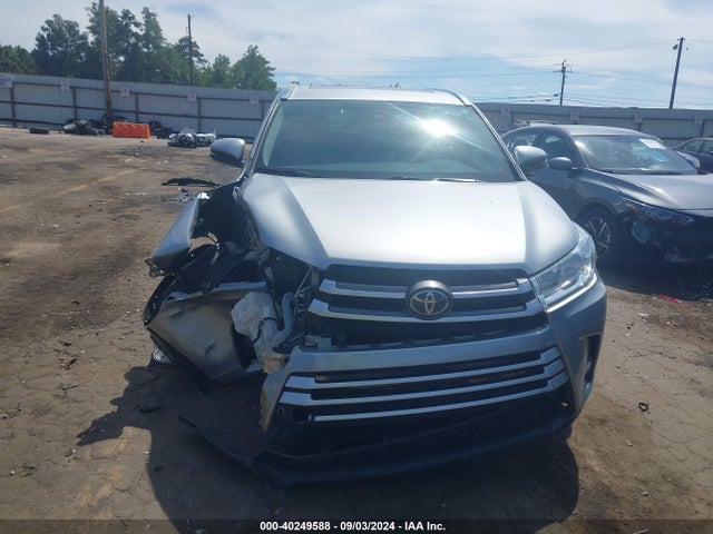 Toyota Highlander Xle 2017 5TDKZRFH0HS521762 Image 6